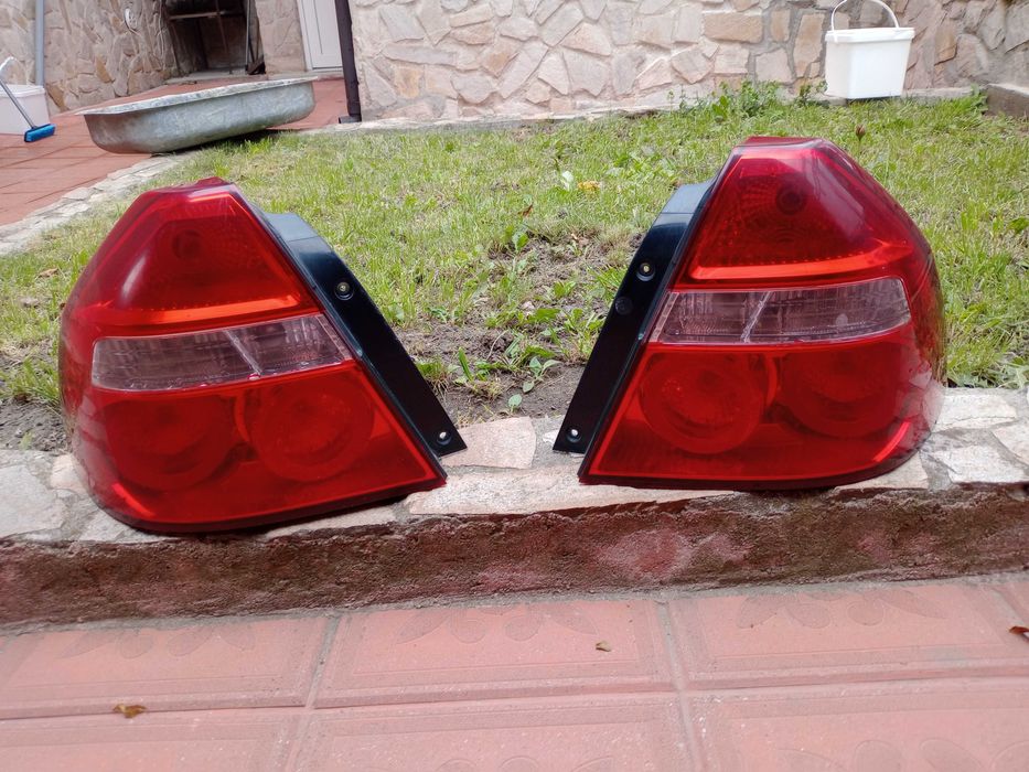 Chevrolet aveo 1.4/1.2 2007година , части.Огледала,стопове, бобина.