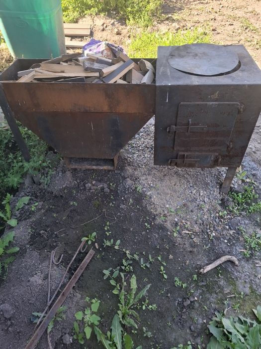 Продам печь мангал.