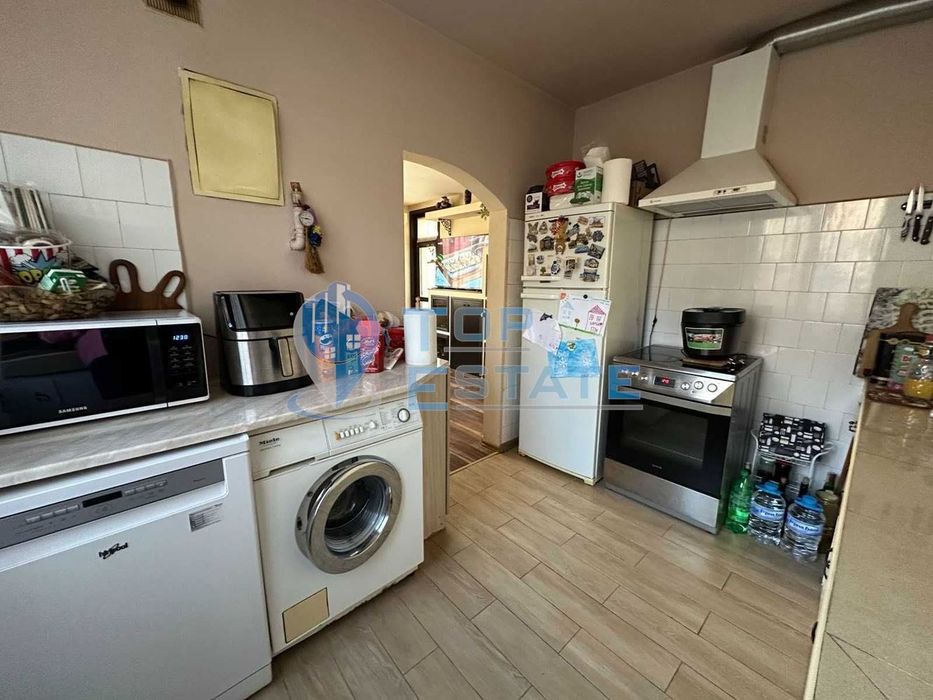 Продава се Етаж от къща в Велико Търново, Варуша - 122 кв.м за 2156 €/кв.м - Снимка #9