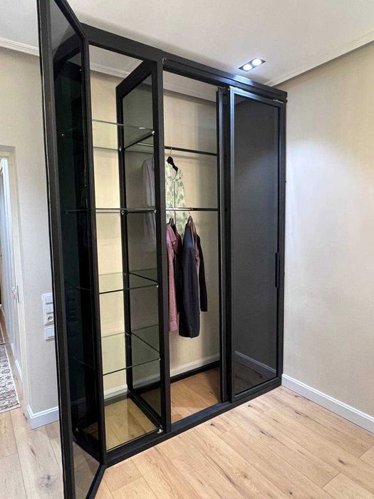 Раздвижные двери и перегородки в стиле лофт / Душевые кабины