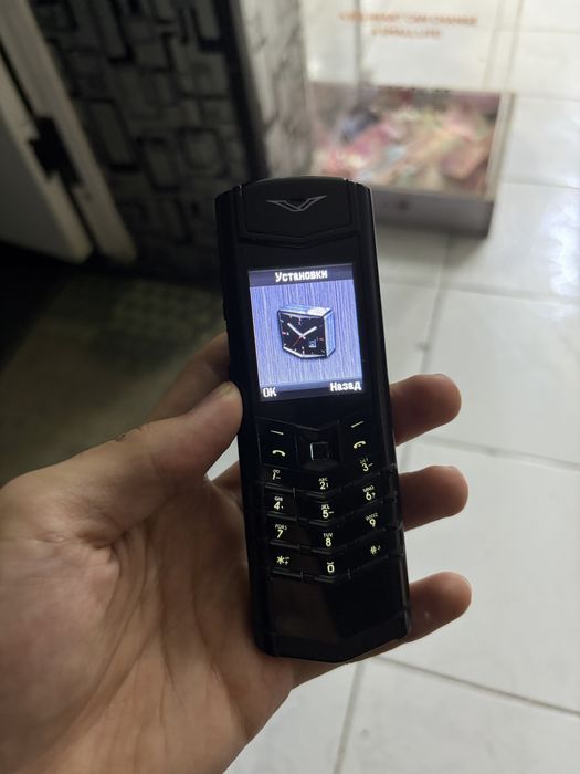 Vertu black yengi, koja chexolariblan