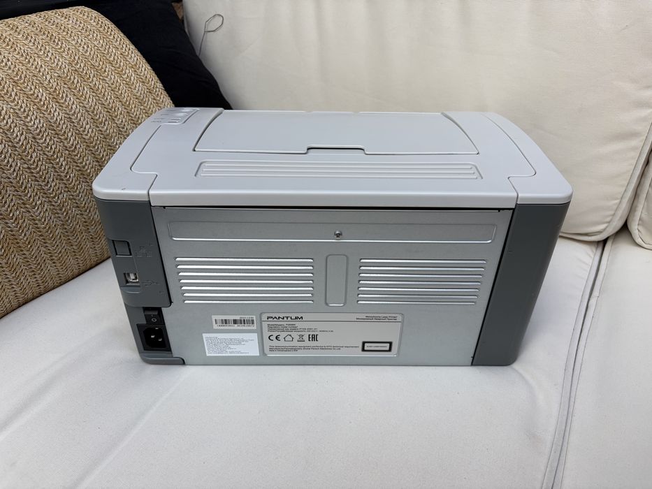 Imprimanta wifi Pantuim laser P 2500