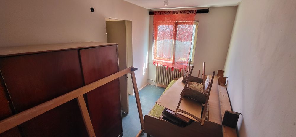 Vand apartament 2 camere Catanga