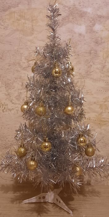 Ёлка 60 см с игрушками