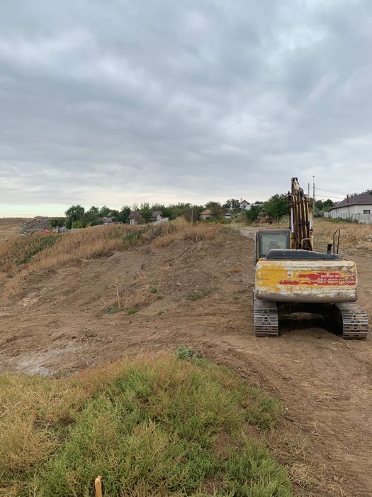 Excavator New Holland E215B