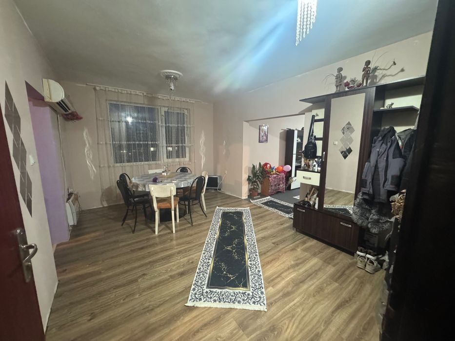 Продава се Многостаен апартамент в Перник, Мошино - 172 кв.м за 771 €/кв.м - Снимка #2