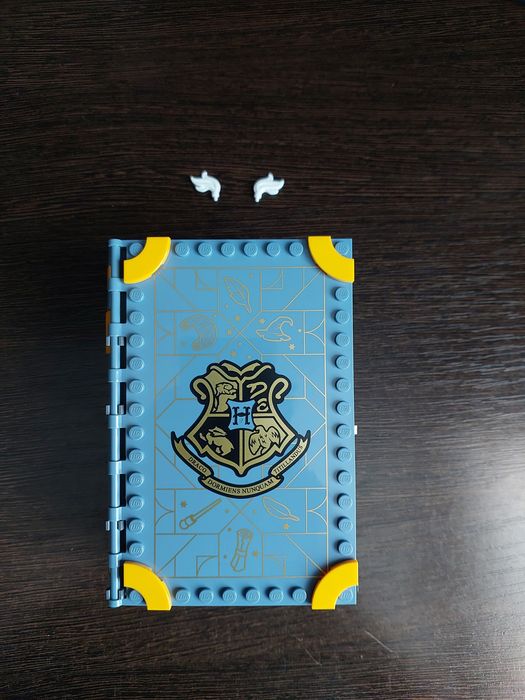 Lego книга Гарри Поттер.