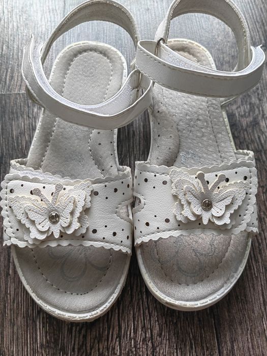 Сандали момиче като нови размер 30