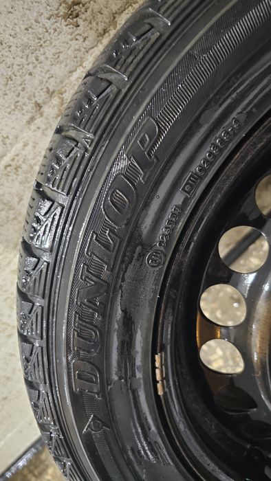 Dunlop 225/55R16