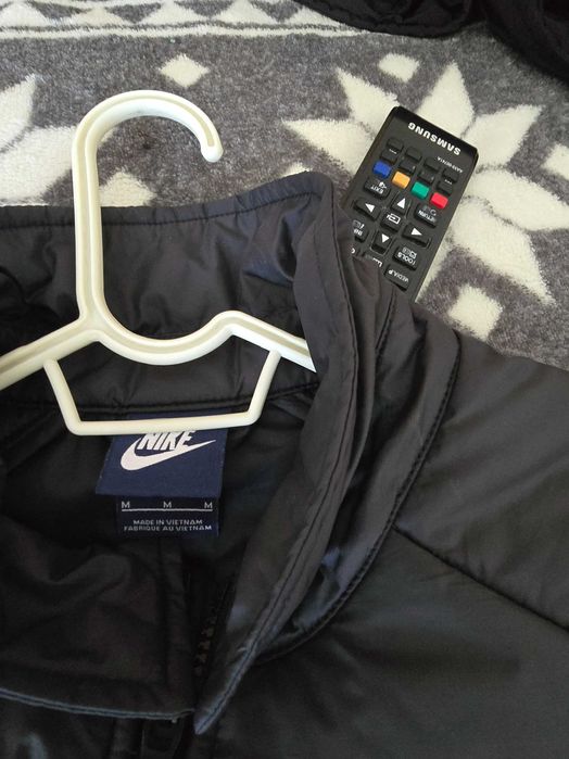 Оригинално яке Nike