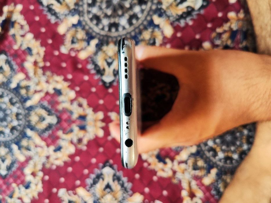 Realmiy 6 pro yahshi sastayani singan joyi bor 128/4 Gb kar dak bor