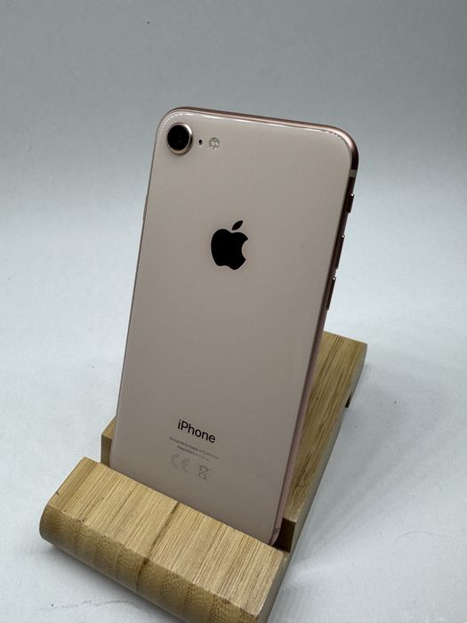 Apple iPhone 8 Gold Neverlocked ca nou