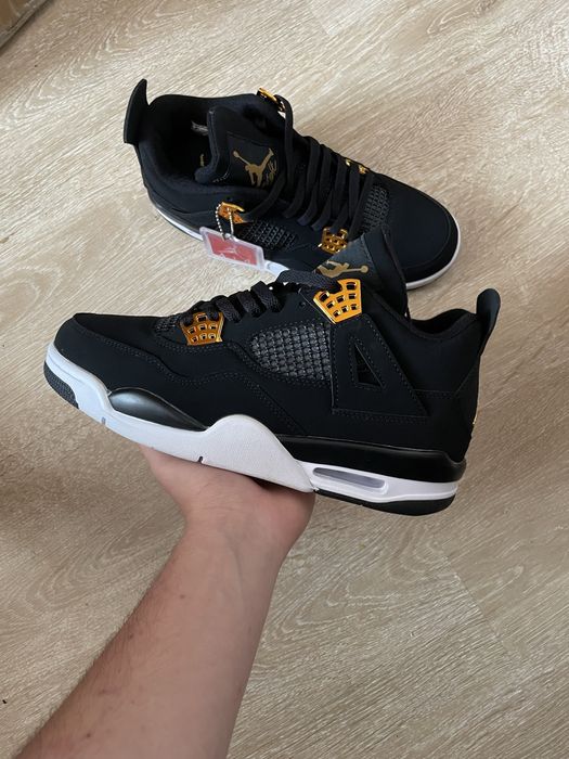 jordan 4 retro royality