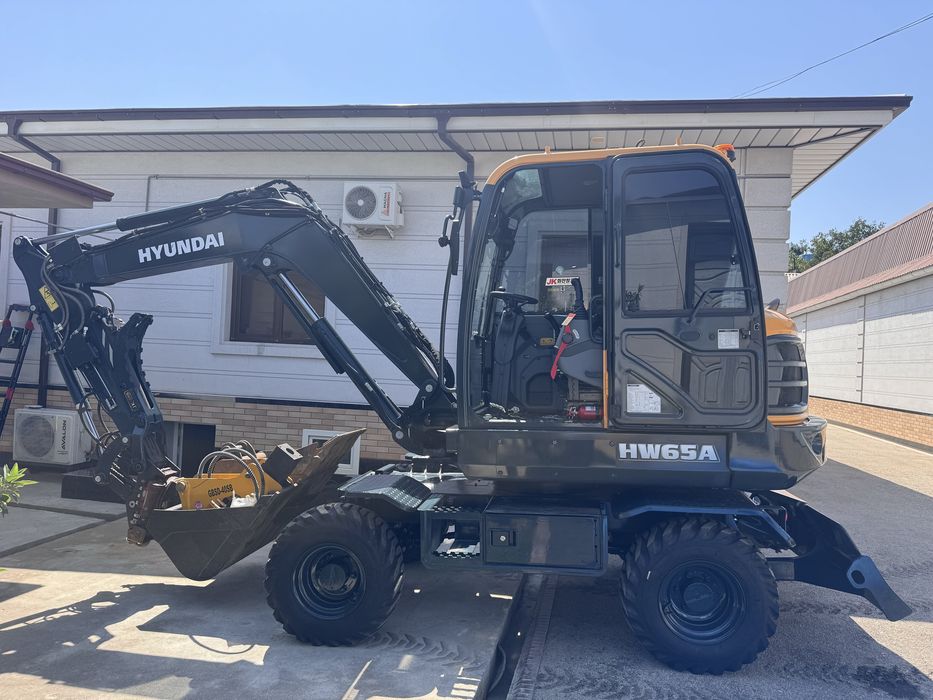 Exkavator HYUNDAI HW65A 2024-yil ishlagan soati 1372