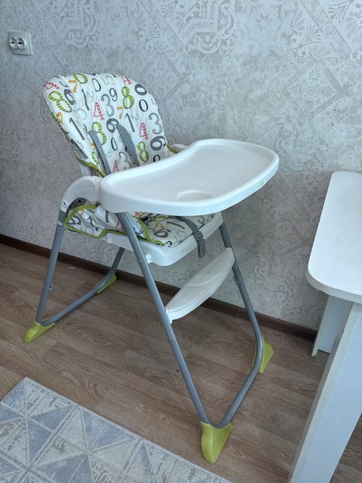Детский стул для кормления Joie