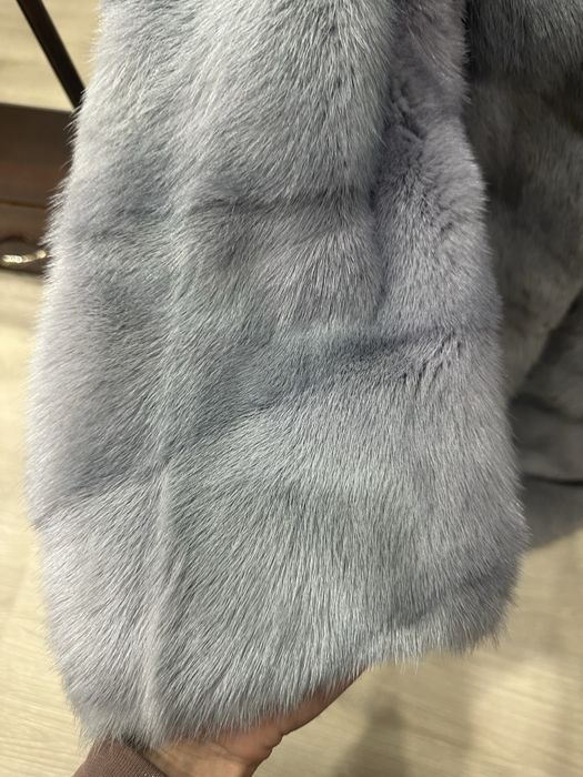Продам норковую шубу