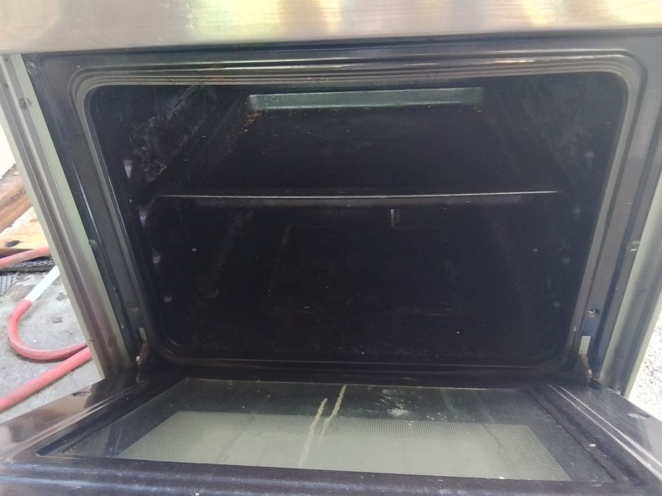 Продам газовую плиту