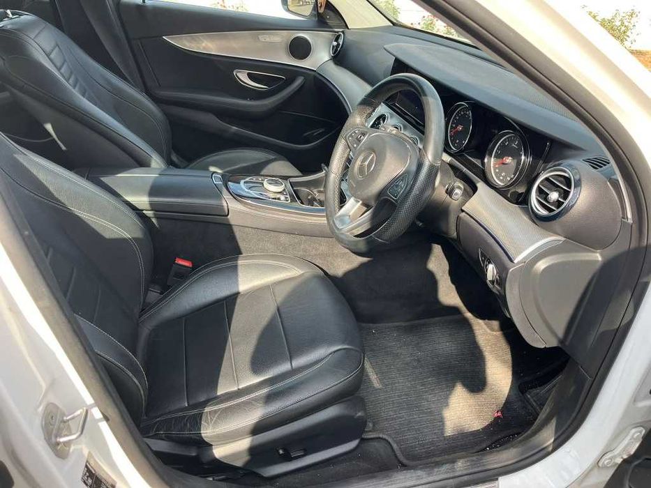 Dezmembram Mercedes E-Class W213 2.0 d 143 cp An 2016
Cod 654.920