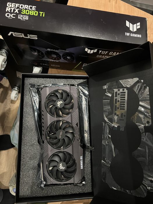 Placa  video Asus TUF 3080ti - ca noua