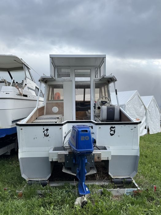 Catamaran Cabinat Aluminiu Hesofon