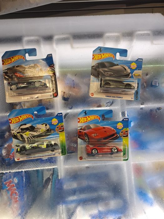 Hot wheels kolichki
