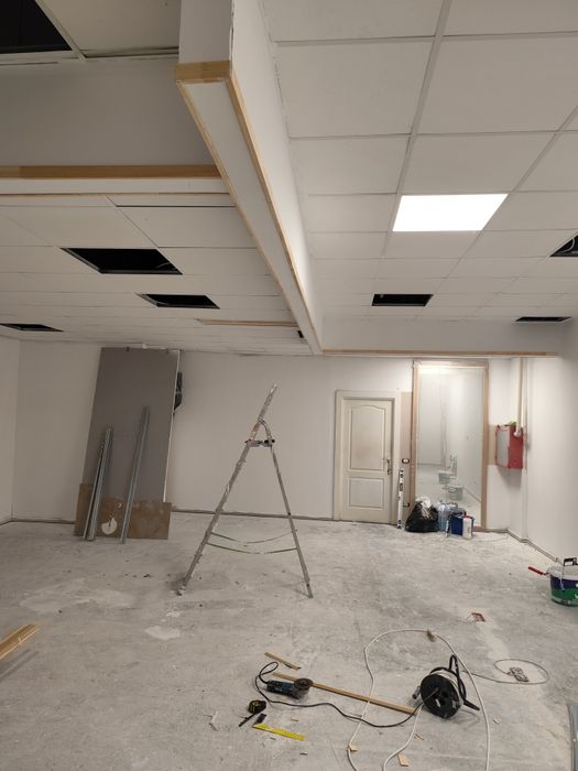 Zugrav scari bloc-apartamente-case-birouri