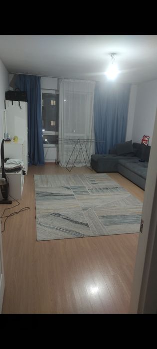 Сдается комната в трешке