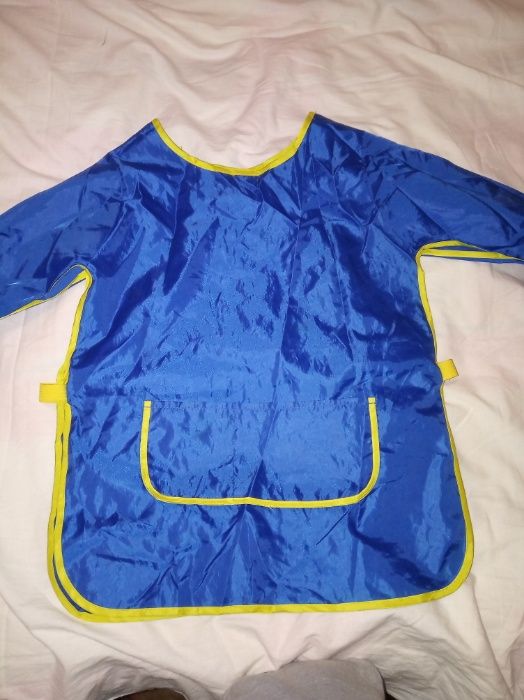 Детска  синя Ветровка