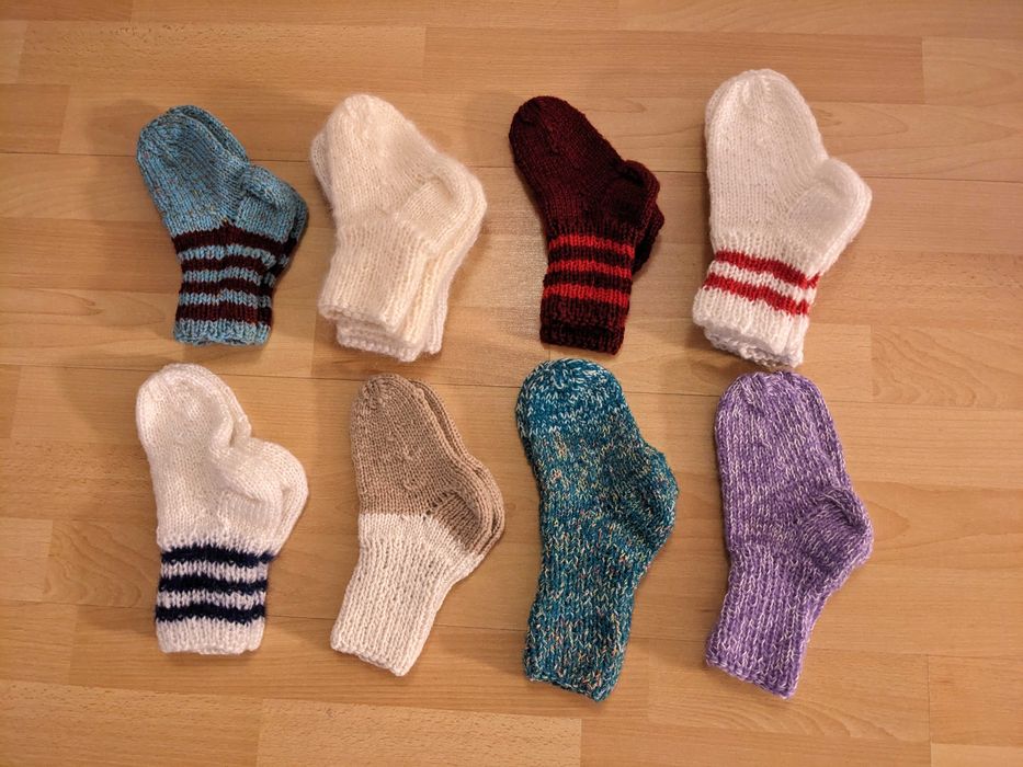 Sosete calduroase,tricotate manual!!