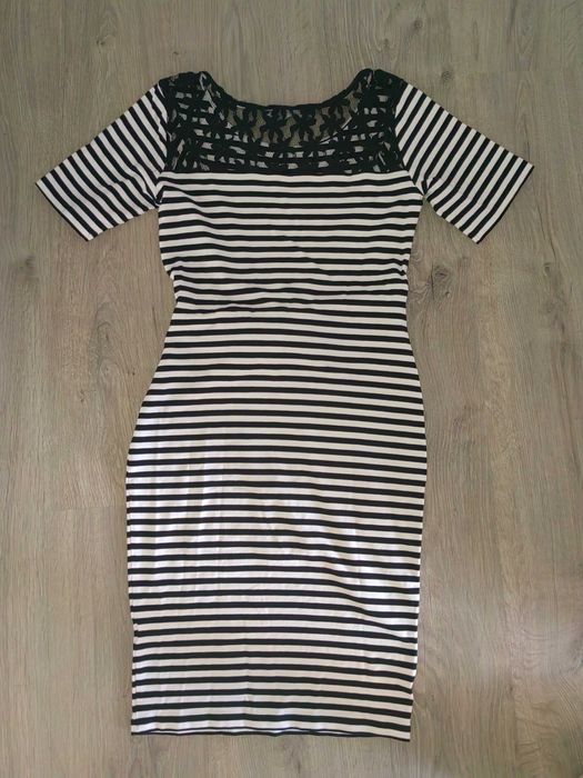 Нова еластична рокля размер XS  цена 15 лв