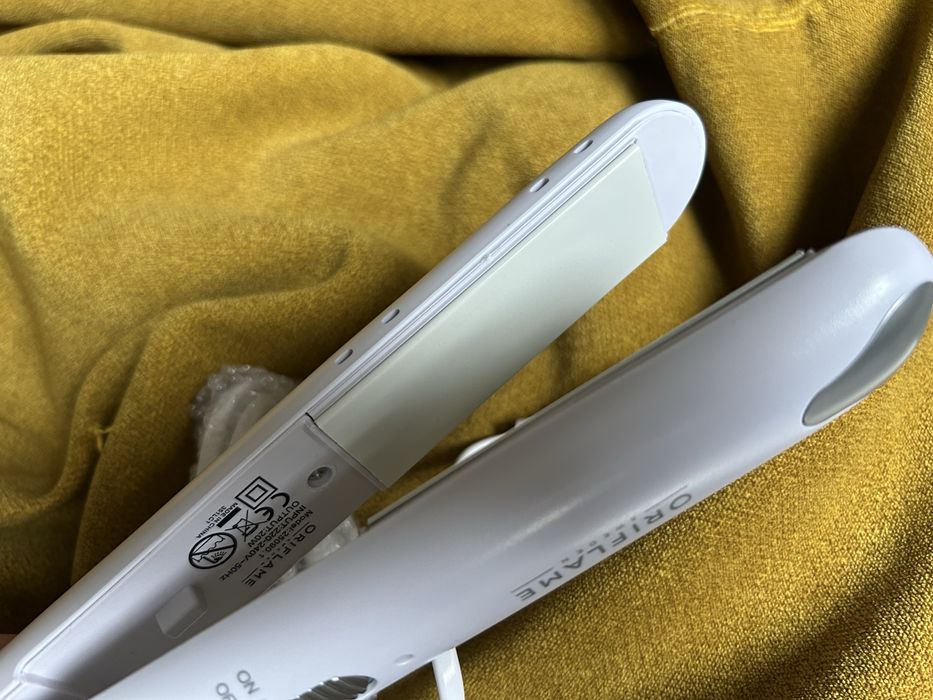 Керамична Преса за коса Oriflame