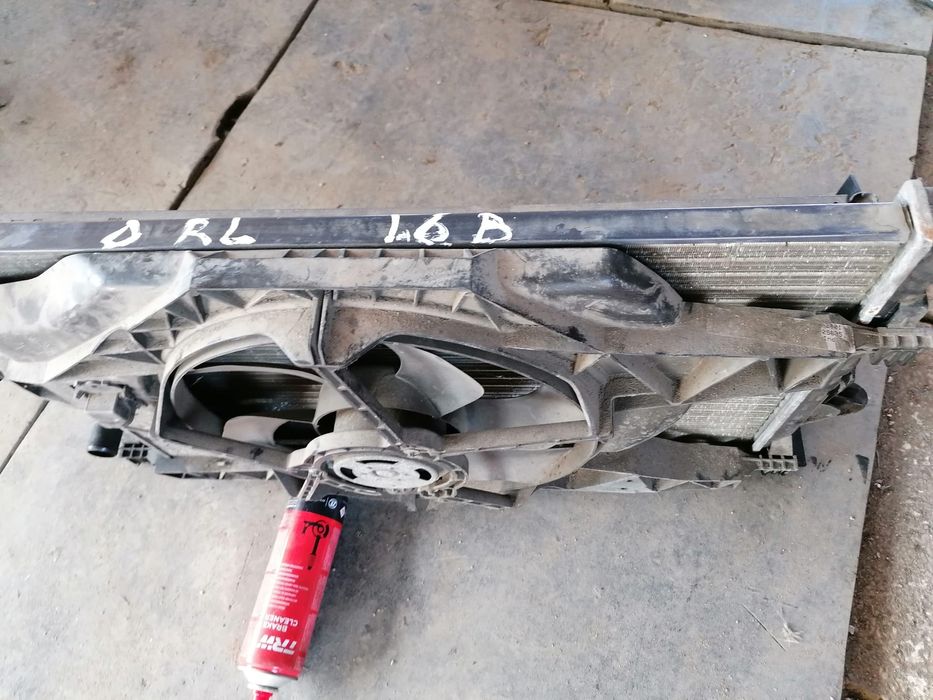 Piese Laguna 2 benzina 1.6 cutie compresor planetare alternator etc