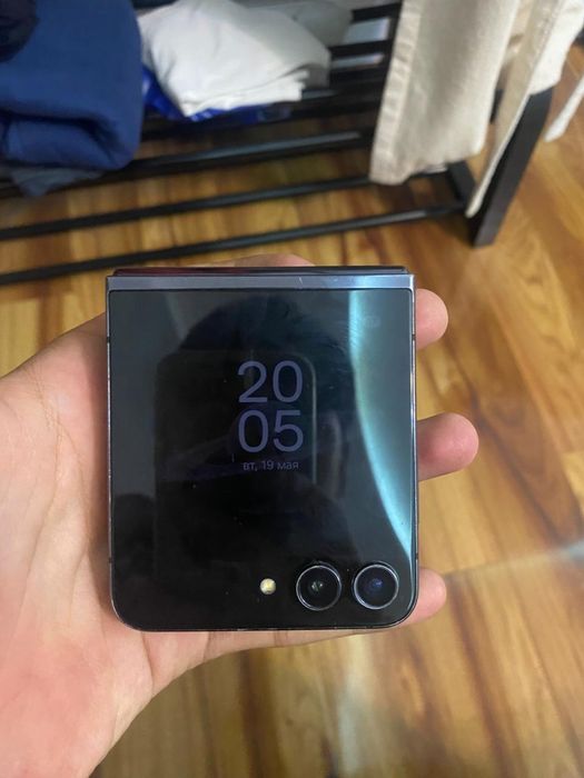 Galaxy z flip 5 256