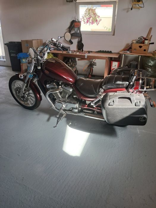 Motocicleta Suzuki Intruder 750