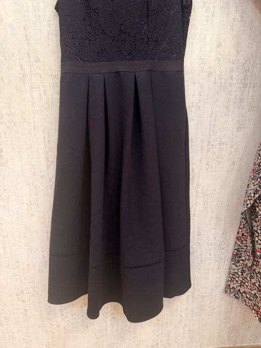 Платья на продажу