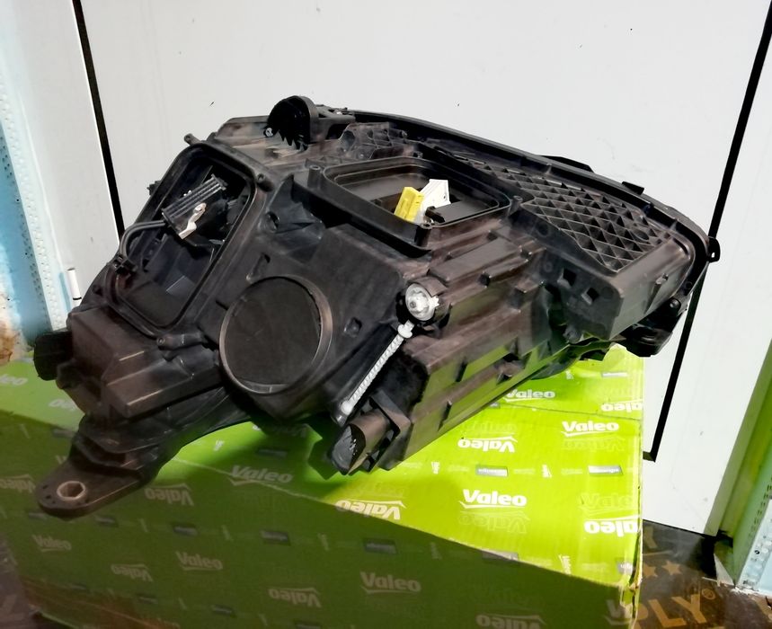 Фар Фарове за Mercedes E-classa W213 / Мерцедес Е А213 MULTIBEAM LED.