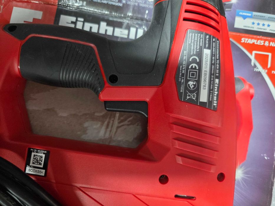 Capsator eletcric Einhell TC-EN 20 E, capse 6 mm - 14 mm, cuie 14 mm