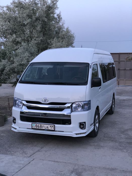 Коллективные перевозки на авто ТОЙОТА ХАЙС.