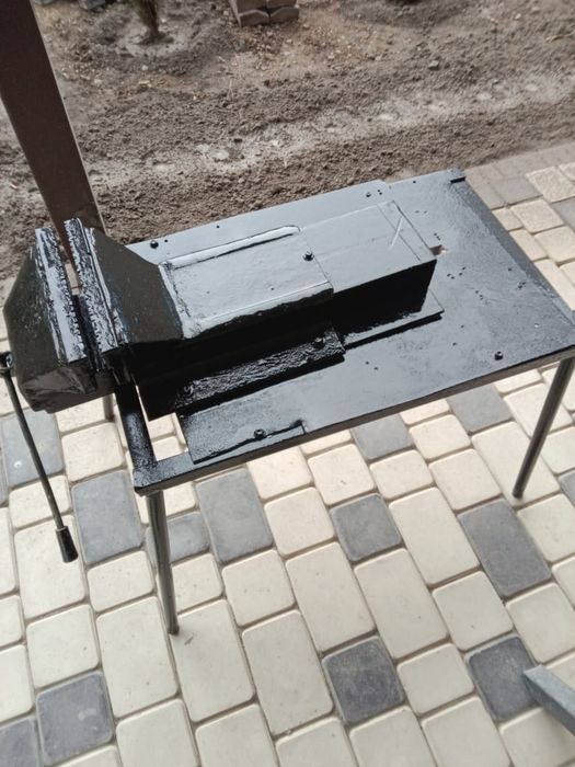 Тиса слесарная  со столом срочно