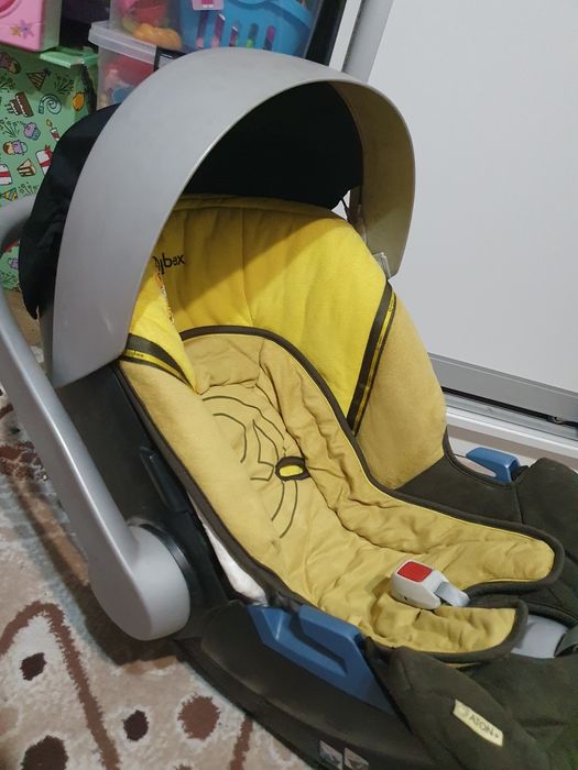 Продам автолюльку.