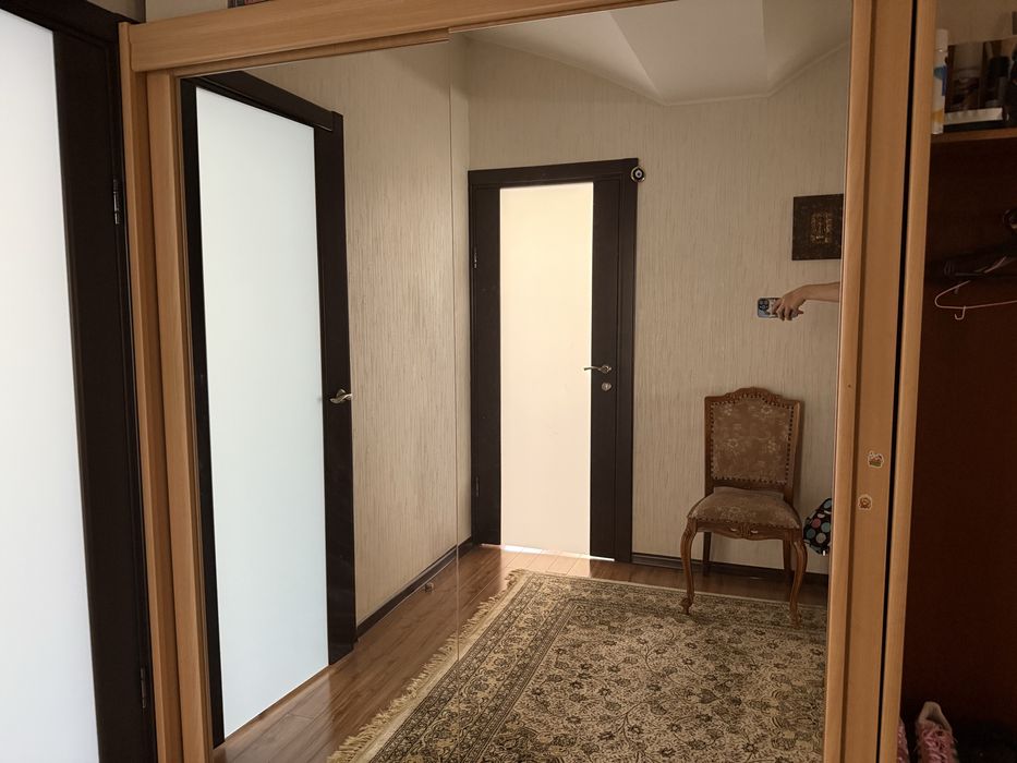 Шкаф с раздвижными дверями