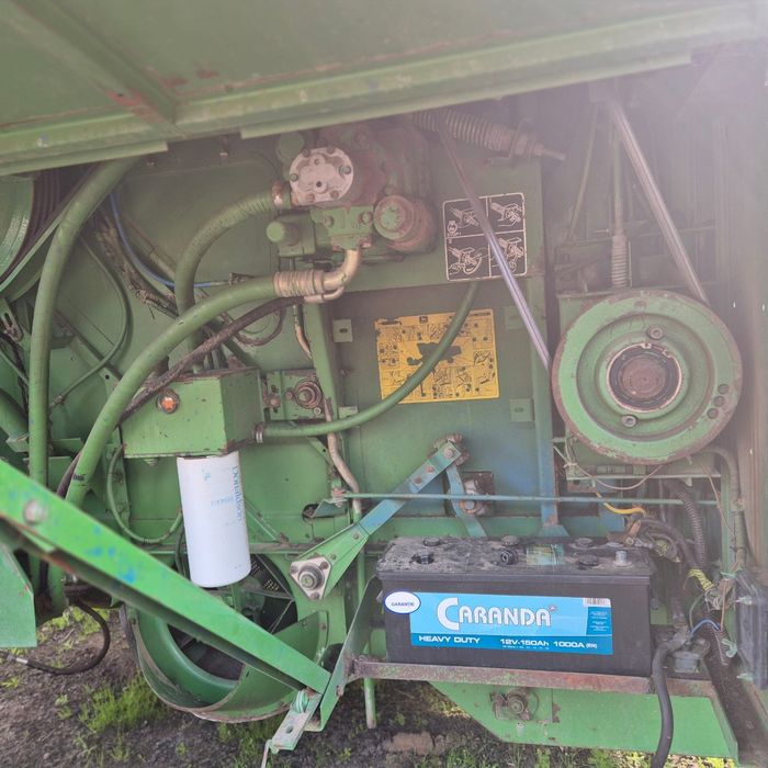 Combina John Deere 1075