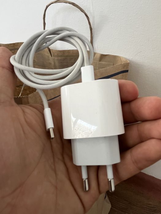 Оригинальная зарядка iphone