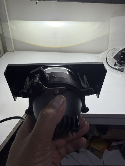 Линза туманки Lada 2110