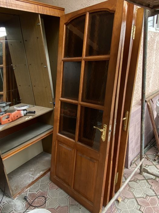 Продам межкомнатные двери