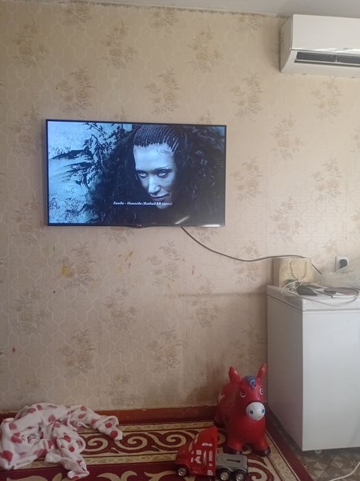 Плазменный Телевизор LG.