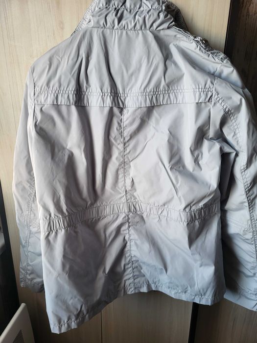 Дамско сиво тънко яке M-ка.