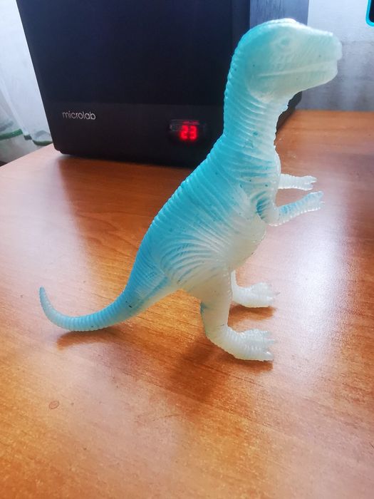 Super Dinozaur de colectie