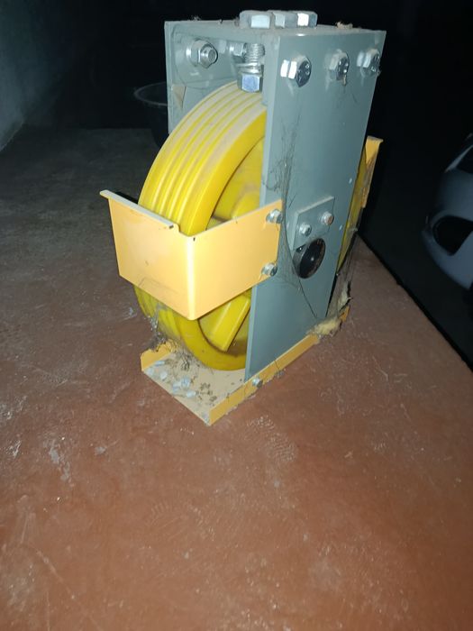 Lift zapchasti baraban sotiladi