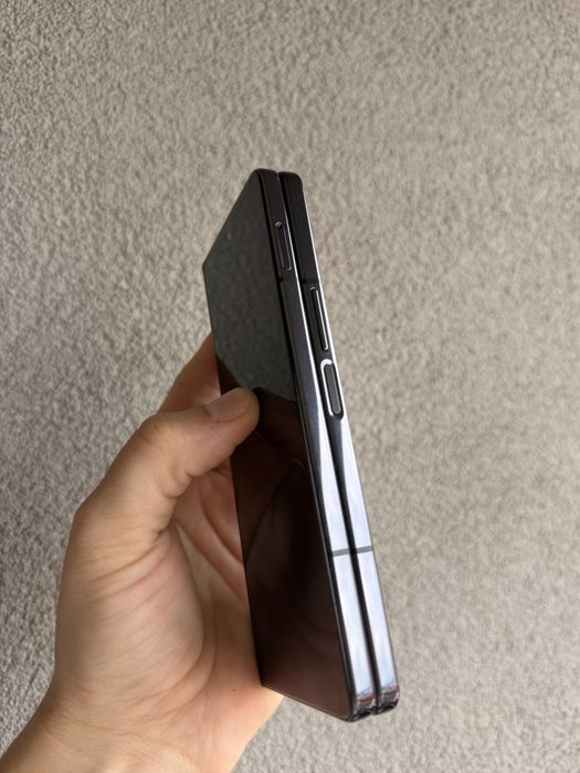 Samsung Galaxy Fold 4